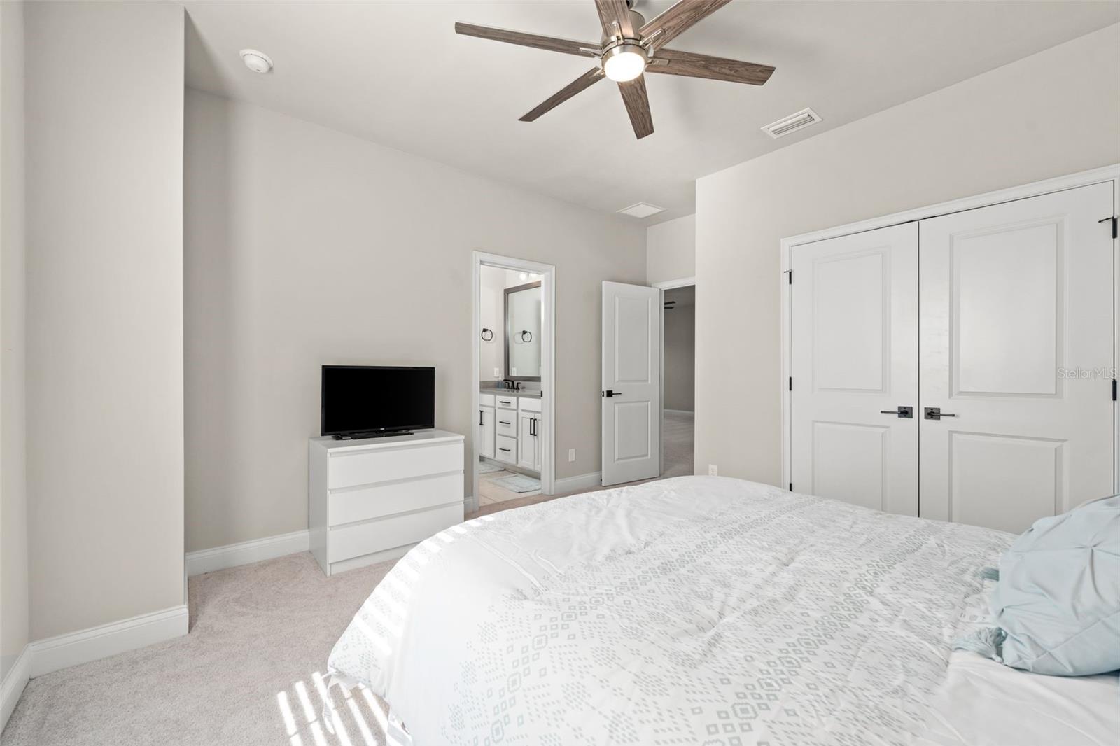 OAKMONT - Residential