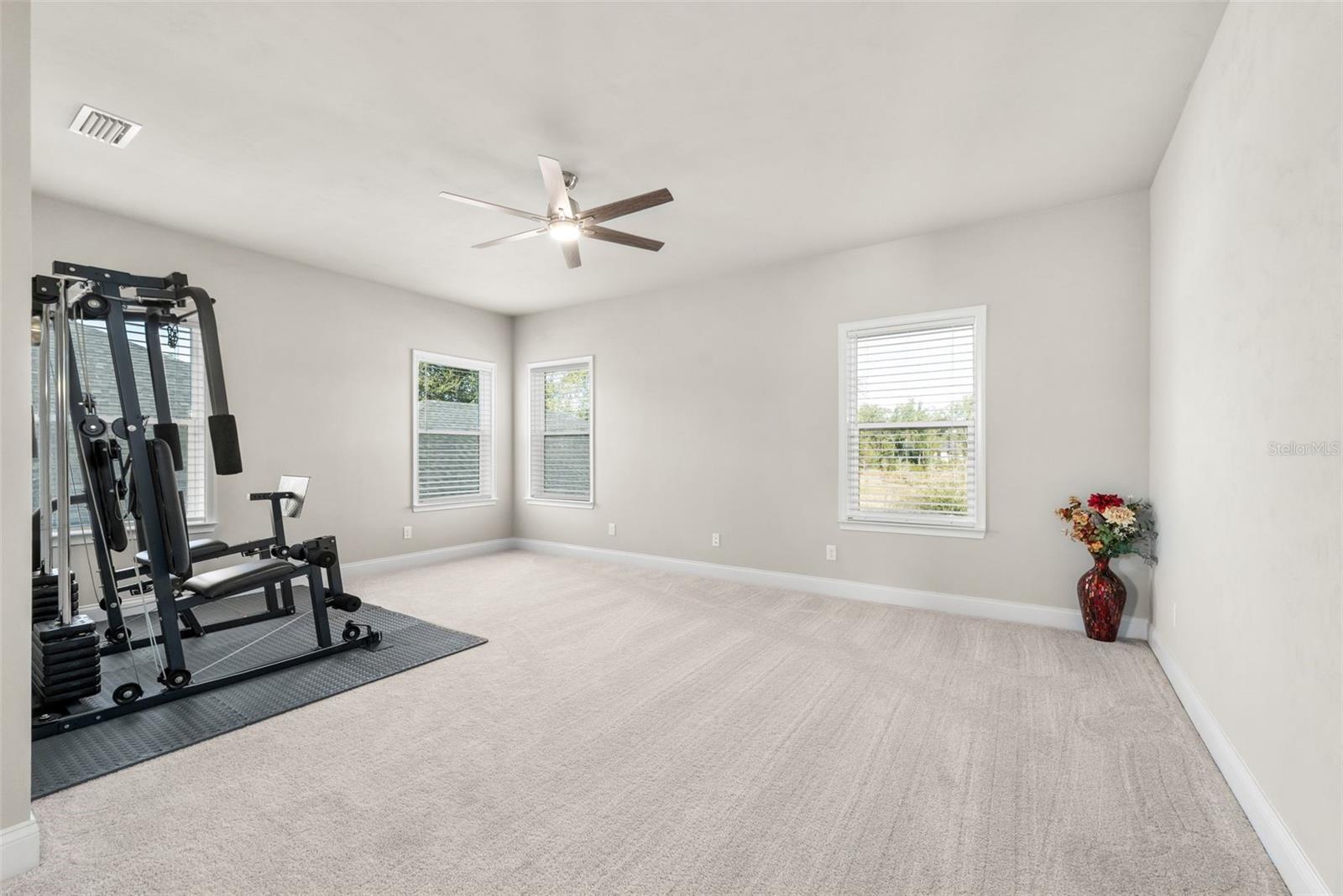 OAKMONT - Residential