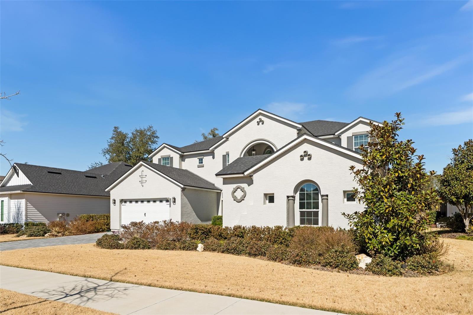 OAKMONT - Residential