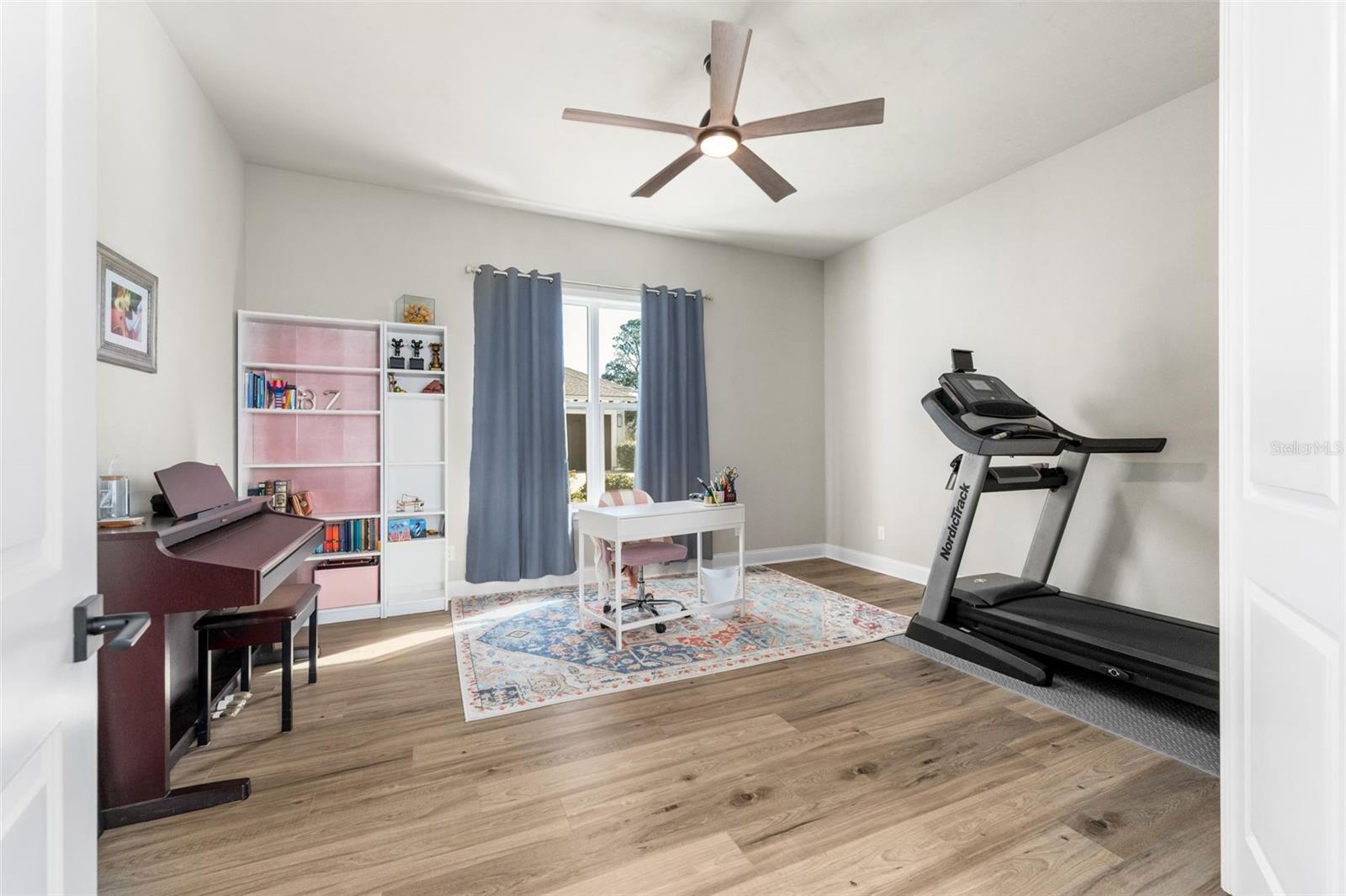 OAKMONT - Residential