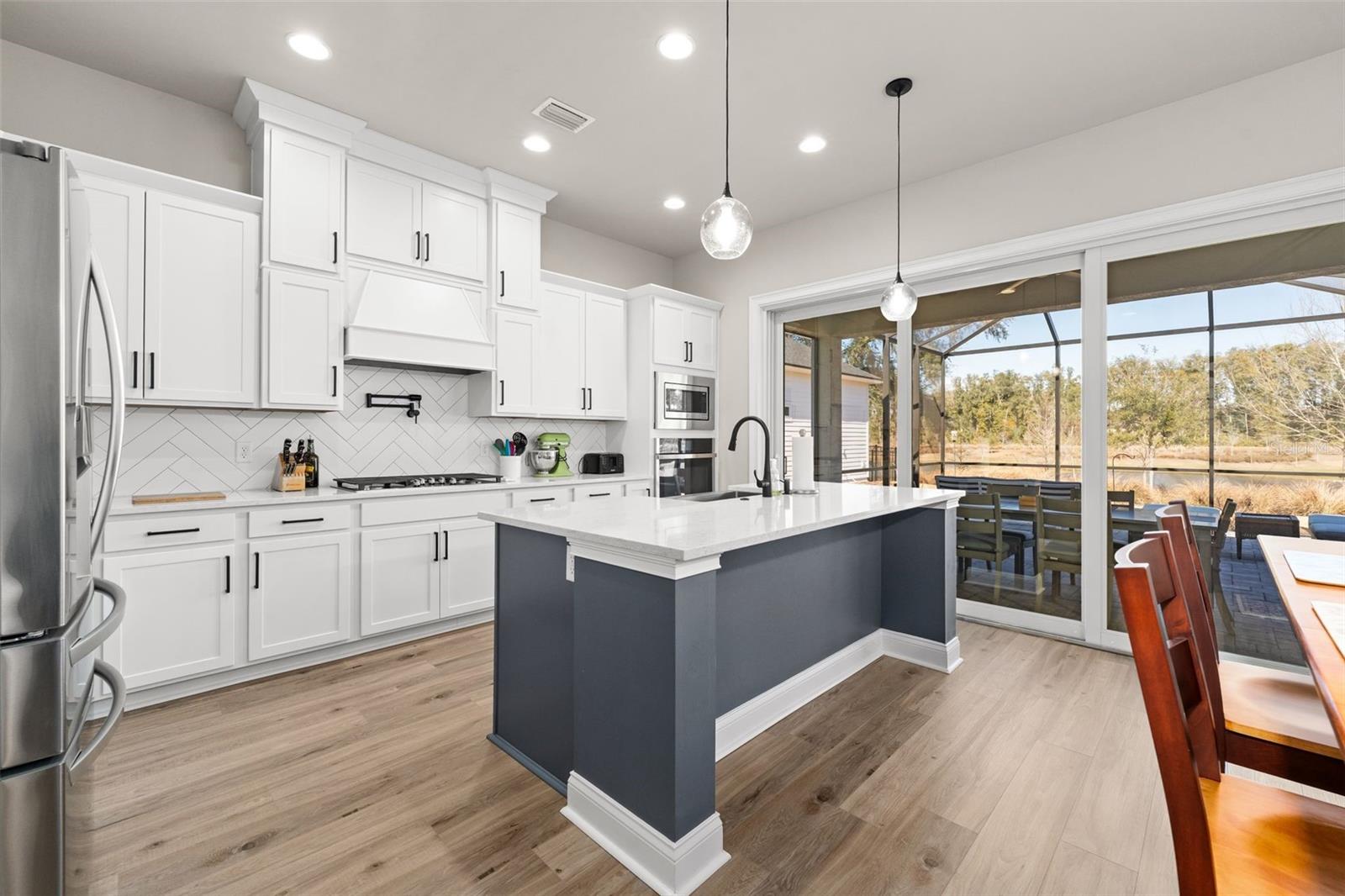 OAKMONT - Residential