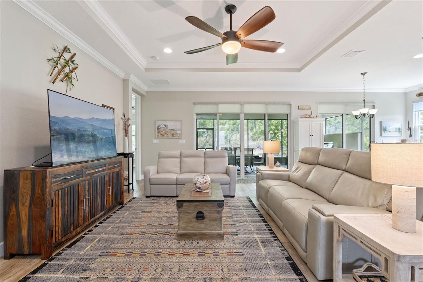 VICTORIA GARDENS PHASE 6 REPLAT - Residential