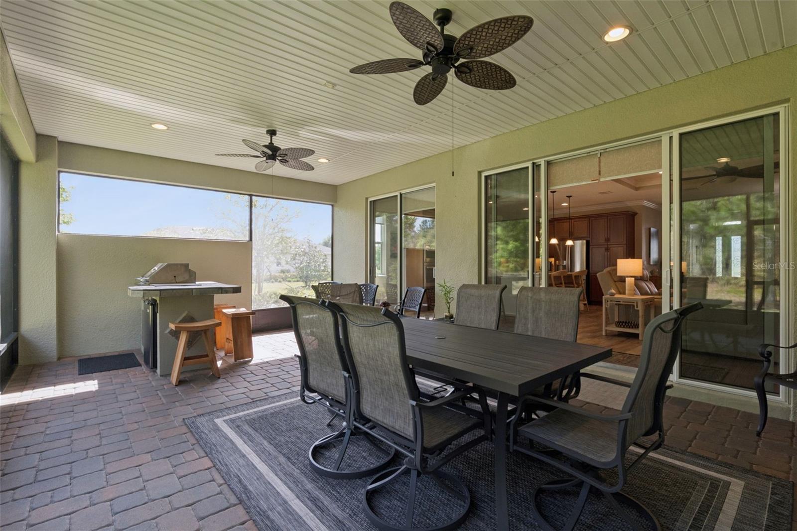 VICTORIA GARDENS PHASE 6 REPLAT - Residential