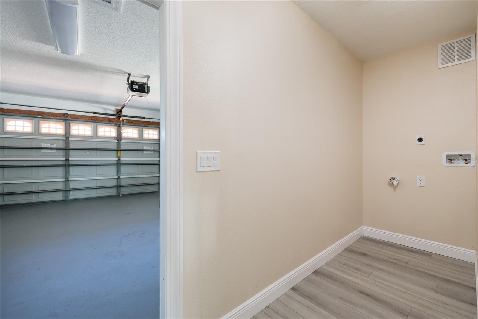 PASADENA GOLF CLUB ESTATES SEC 4 - Residential