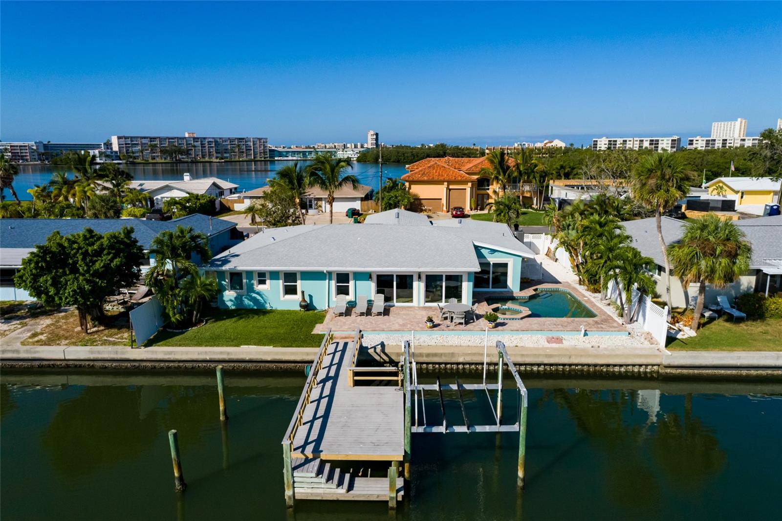 PASADENA GOLF CLUB ESTATES SEC 4 - Residential