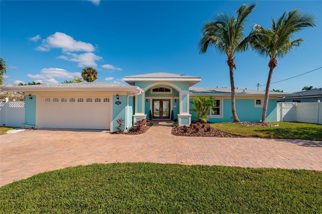 Photo of 1440 Sea Gull Drive S, St Petersburg, FL 33707 (MLS # TB8443182)