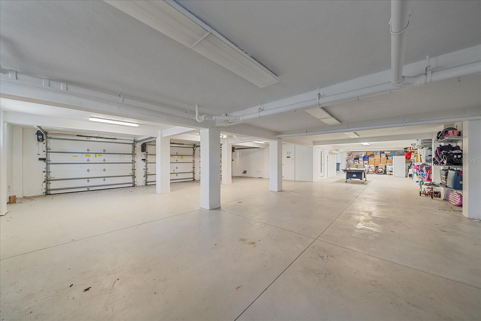 ROBERTS POINT 2 - Residential