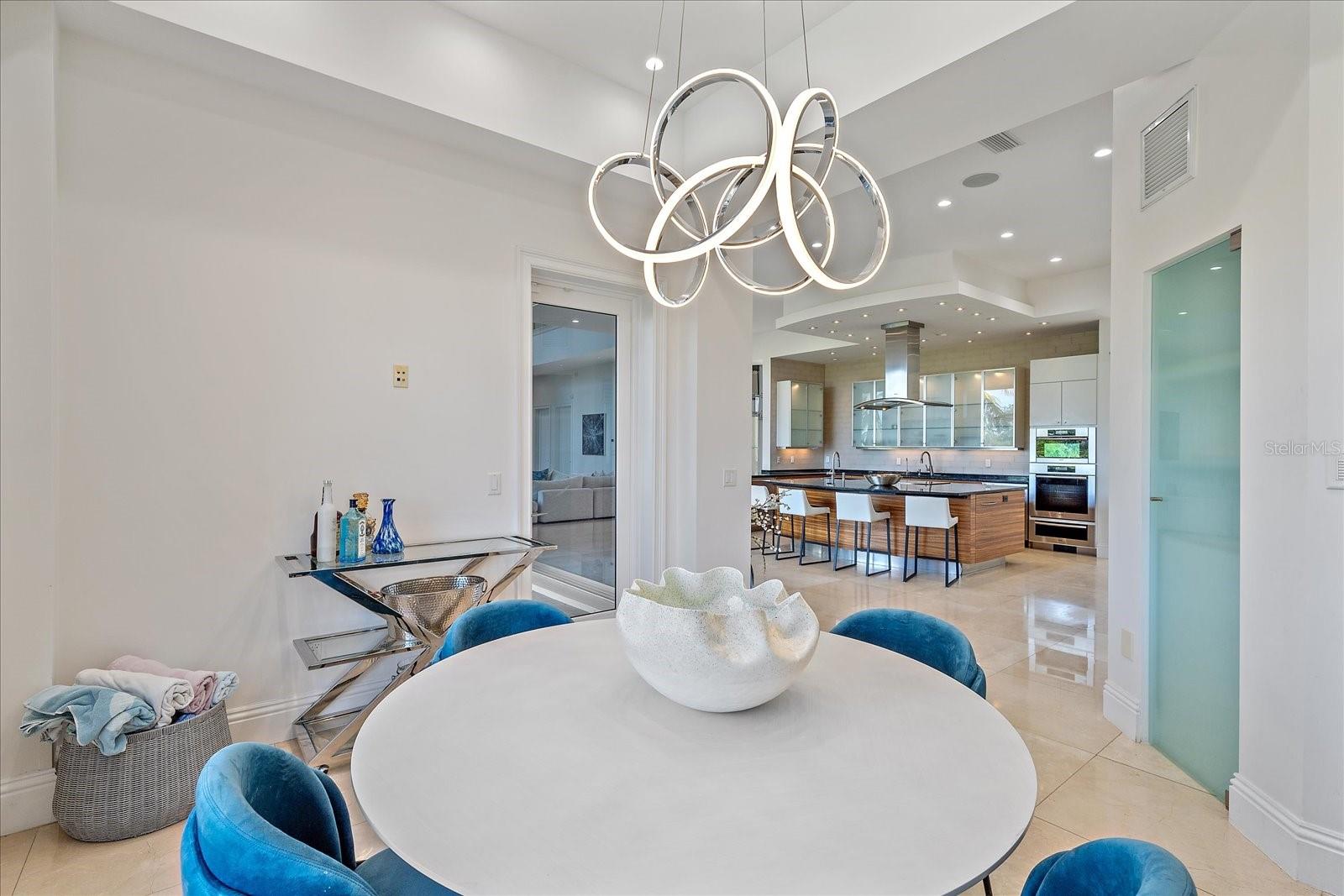 ROBERTS POINT 2 - Residential