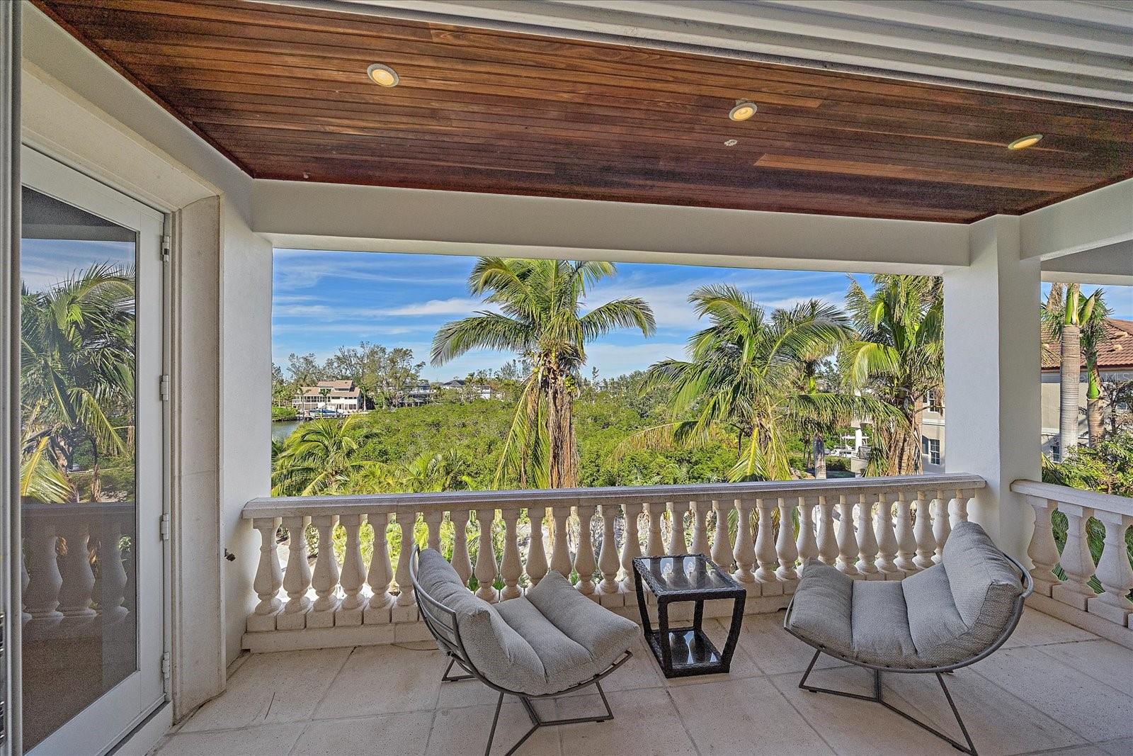 ROBERTS POINT 2 - Residential