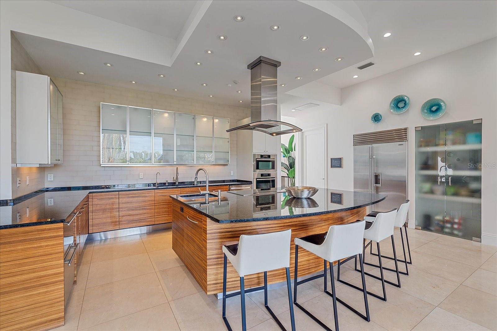 ROBERTS POINT 2 - Residential