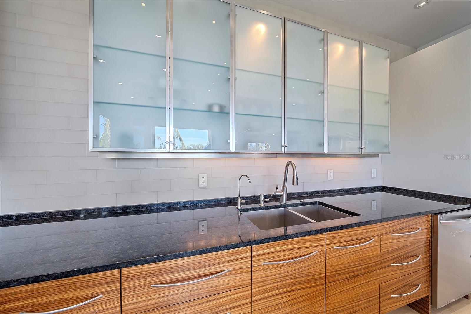 ROBERTS POINT 2 - Residential