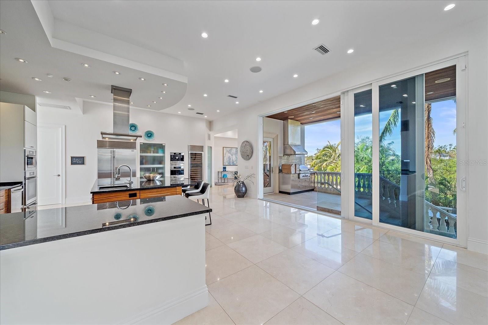 ROBERTS POINT 2 - Residential