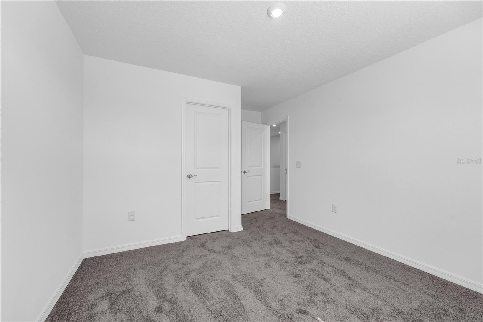 OAKFIELD TRAILS - Residential