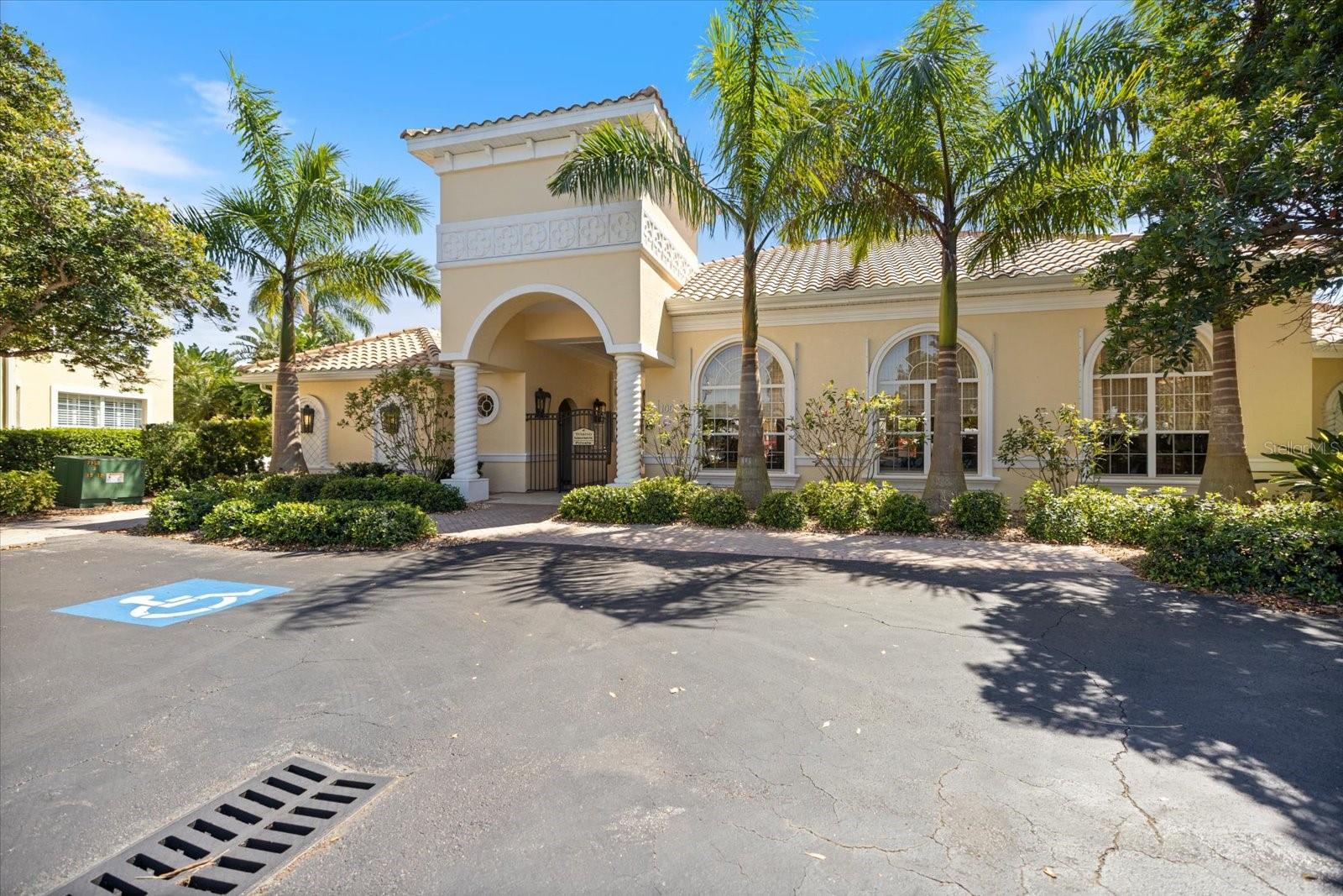 TRIANO - Residential