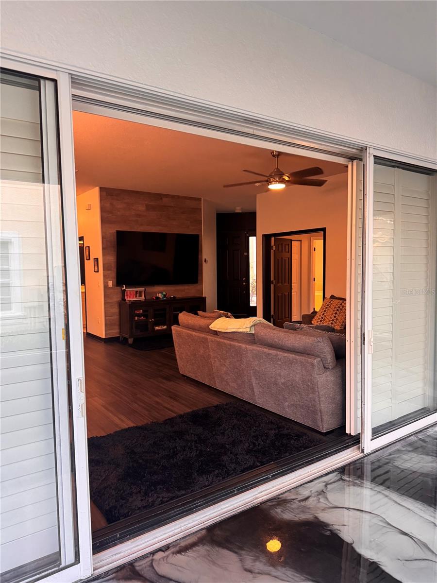 TRIANO - Residential