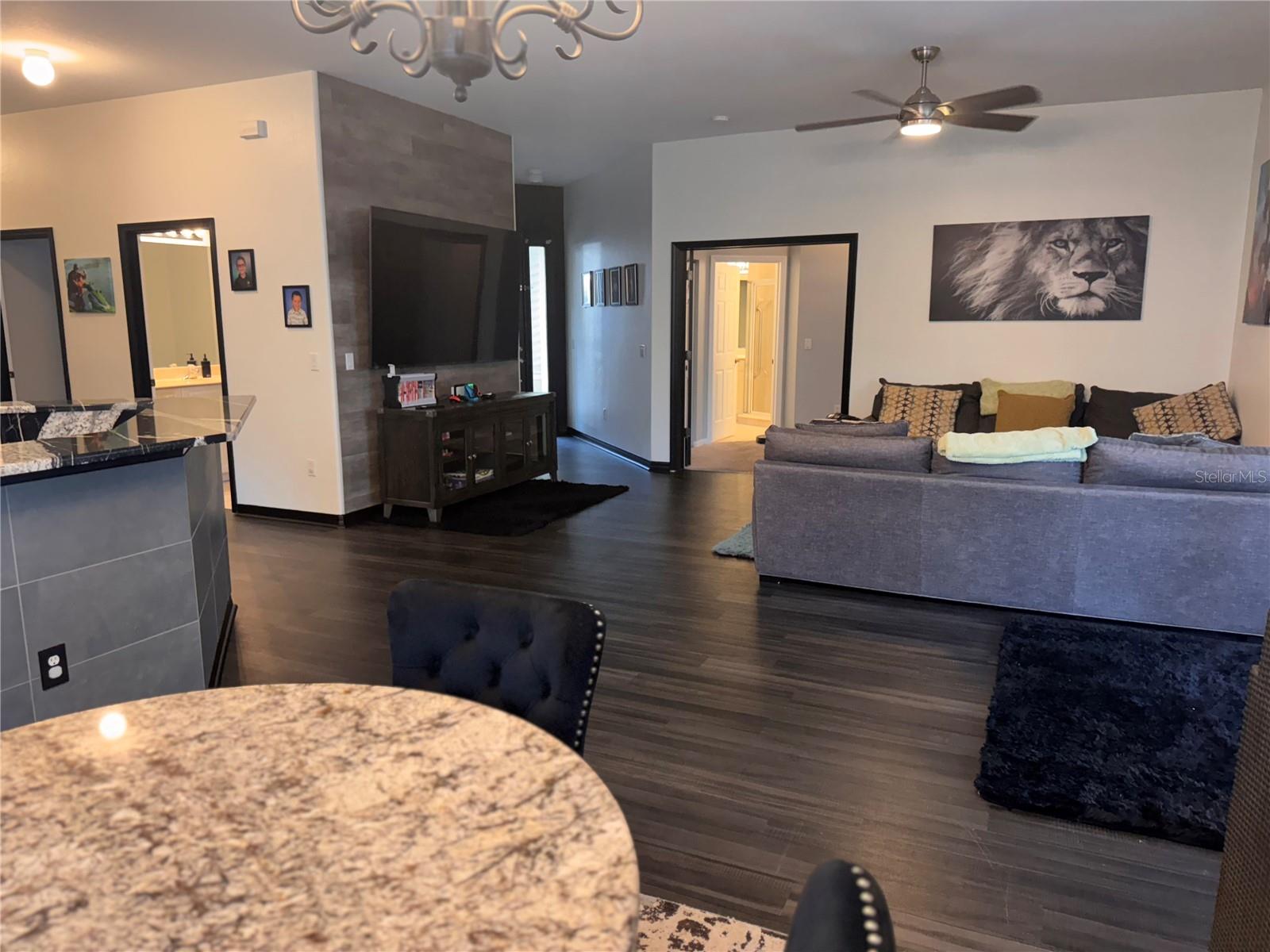 TRIANO - Residential