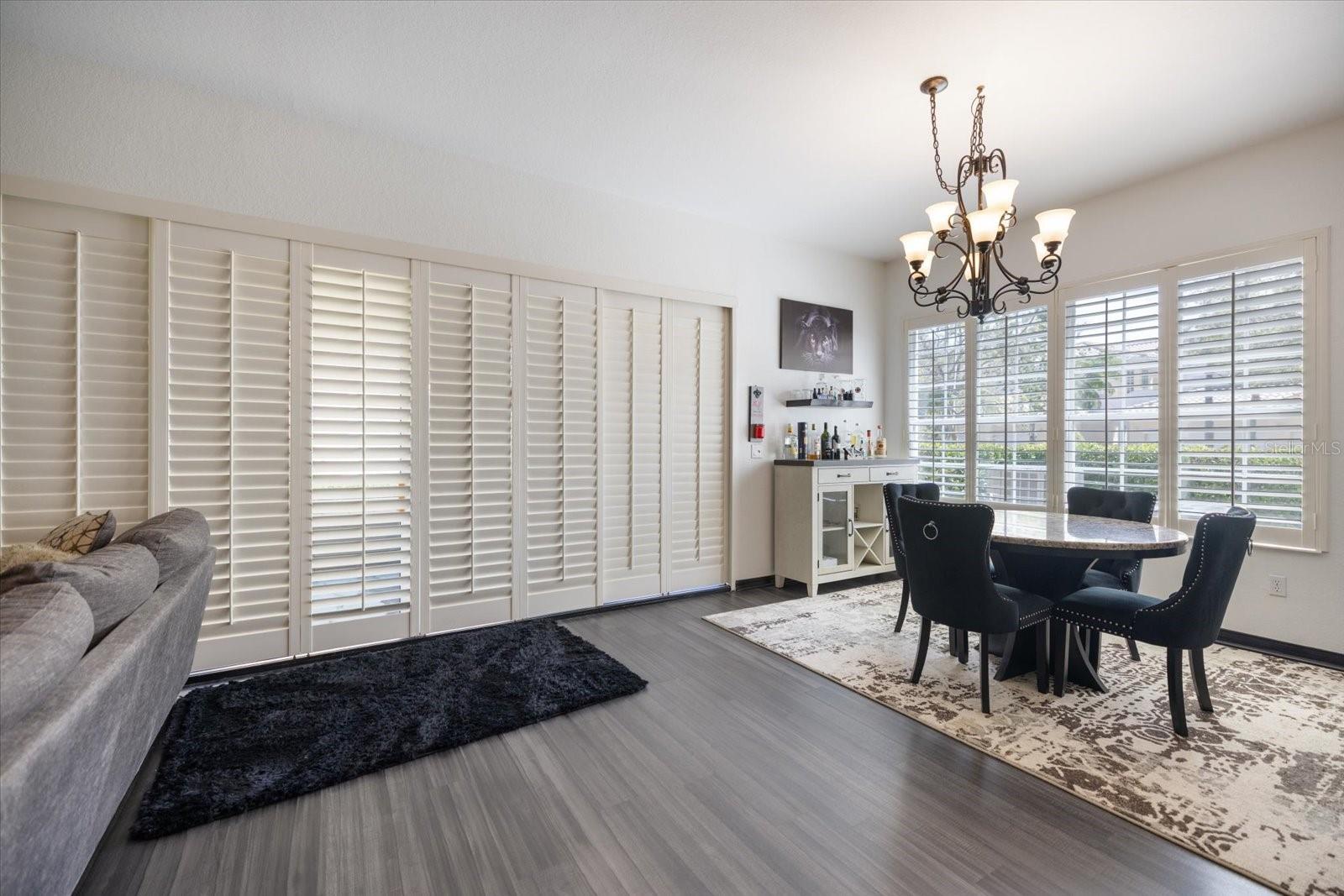 TRIANO - Residential