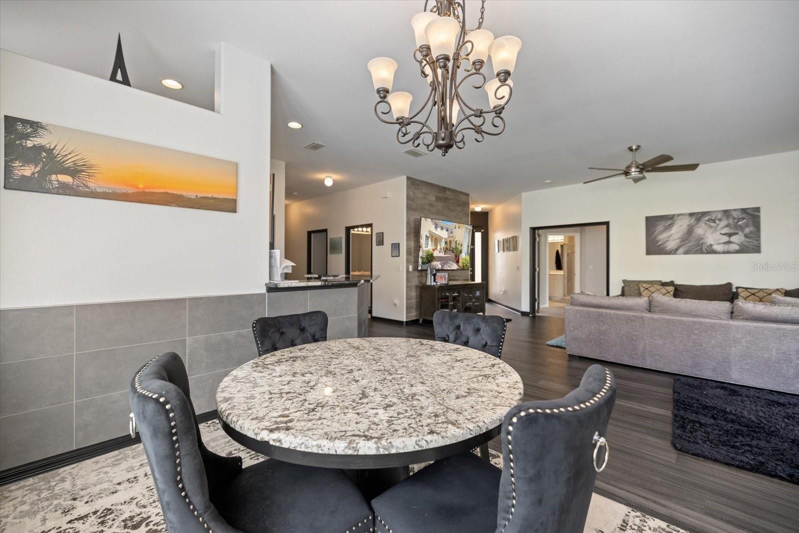 TRIANO - Residential