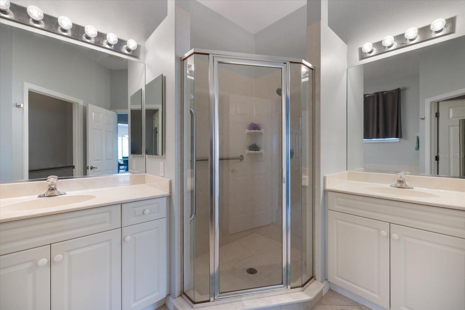 TRIANO - Residential