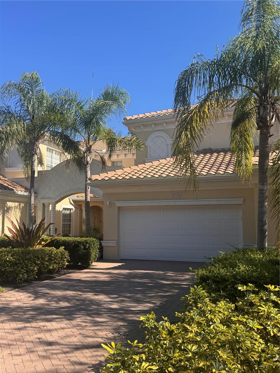 TRIANO - Residential