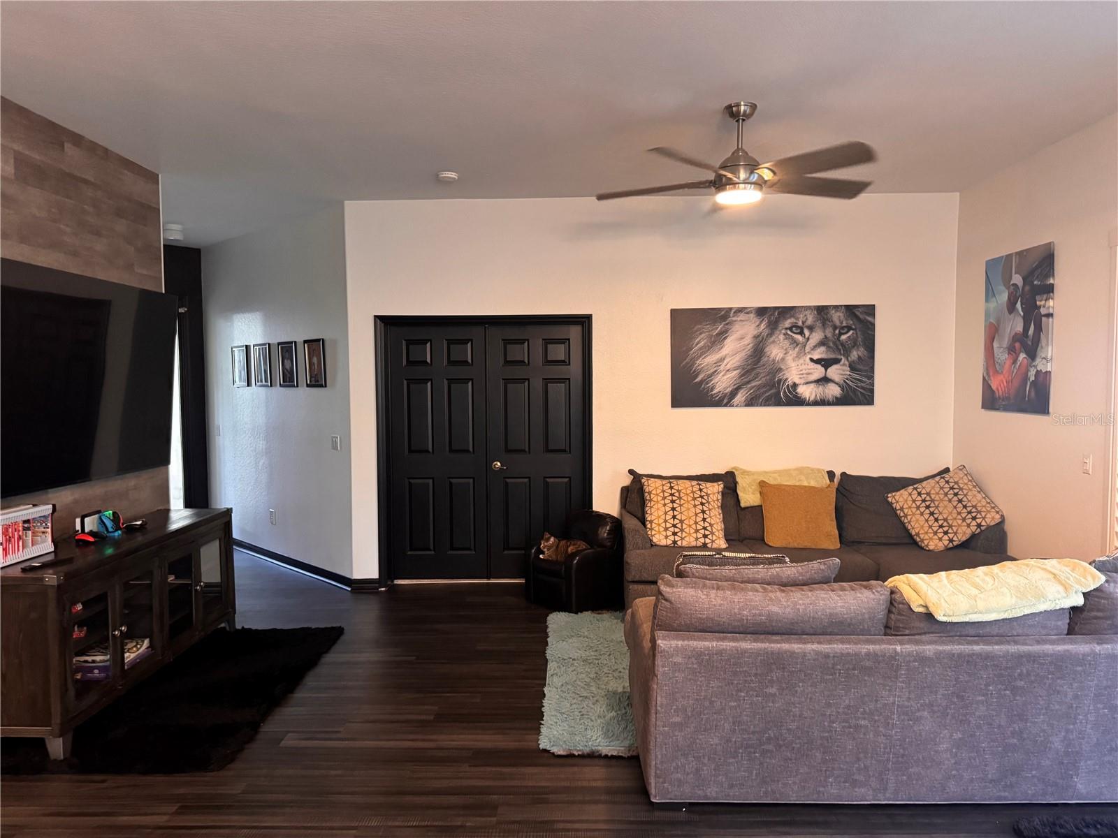 TRIANO - Residential