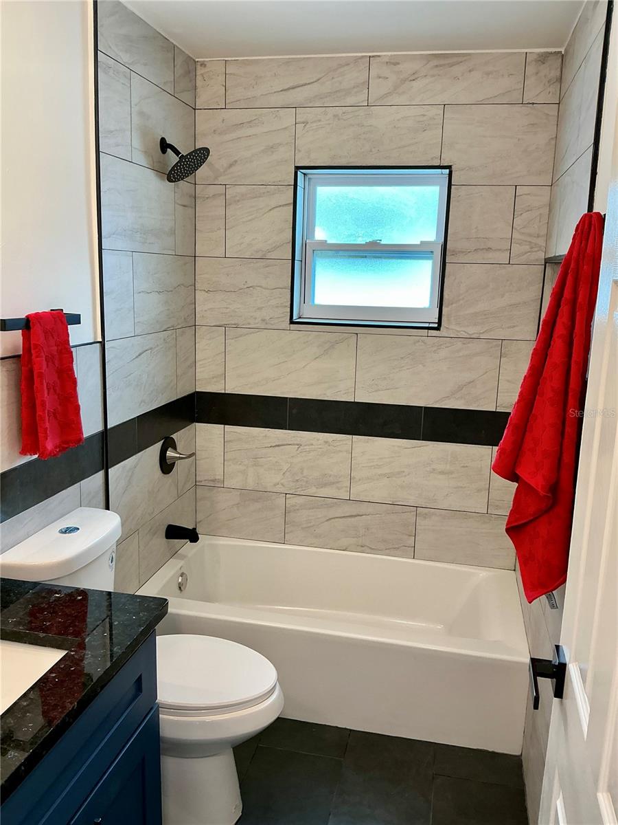 MIRA BELLA 1 - Residential