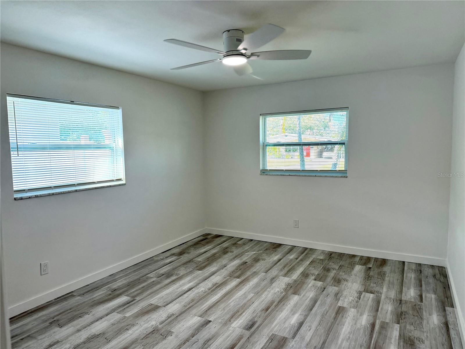 MIRA BELLA 1 - Residential