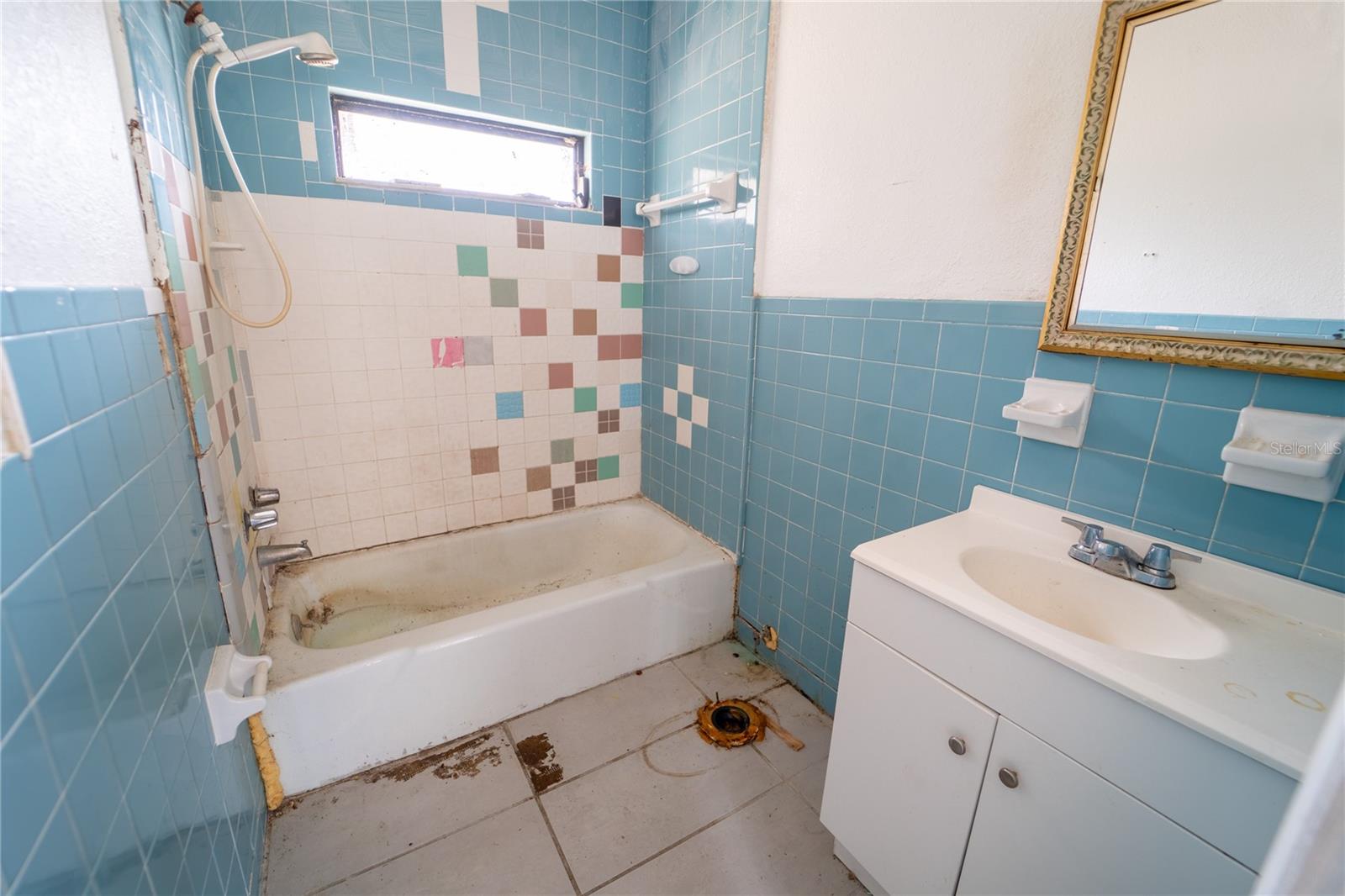 UNPLATTED - Residential