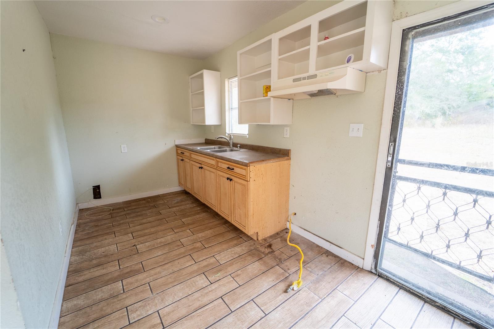 UNPLATTED - Residential