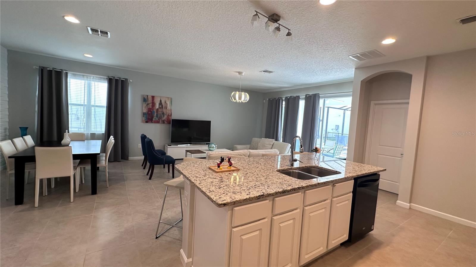 BELLAVIDA PH 2A - Residential Lease