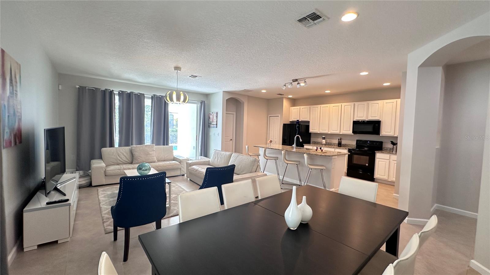 BELLAVIDA PH 2A - Residential Lease