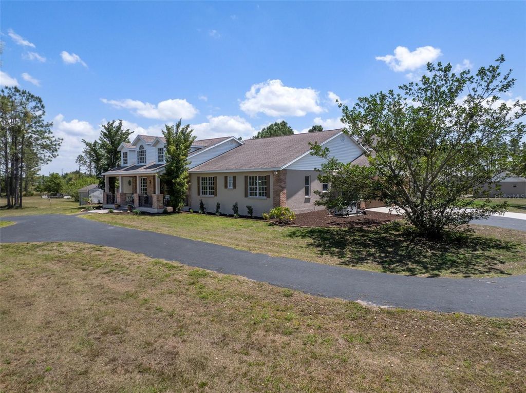 Photo of 21616 67th Avenue E, Bradenton, FL 34211 (MLS # A4649395)