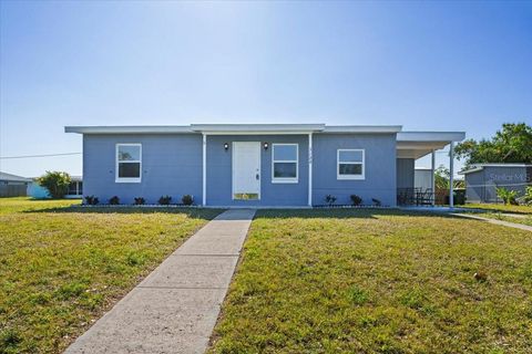 Photo of 3124 Crestwood Drive, Port Charlotte, FL 33952 (MLS # C7506897)