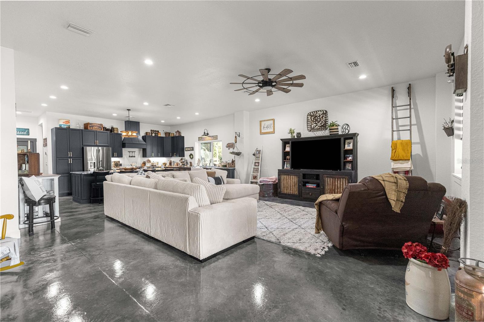 ALLENS LANDING - Residential