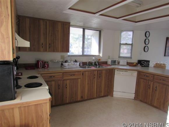 Sandpiper Lake At Pelican Bay Condo Ph 02-05 - Residential