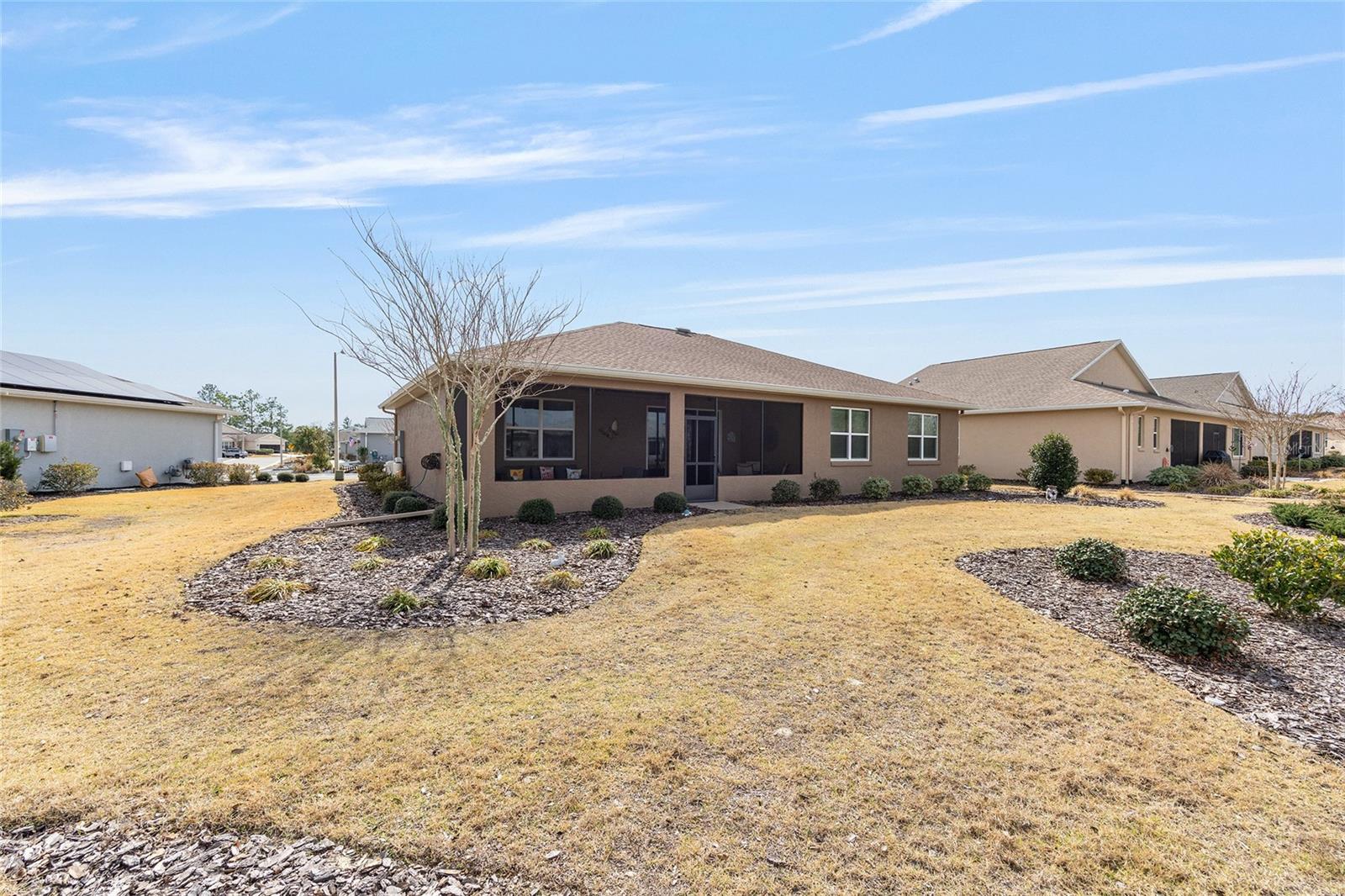 ON TOP OF THE WORLD - Residential