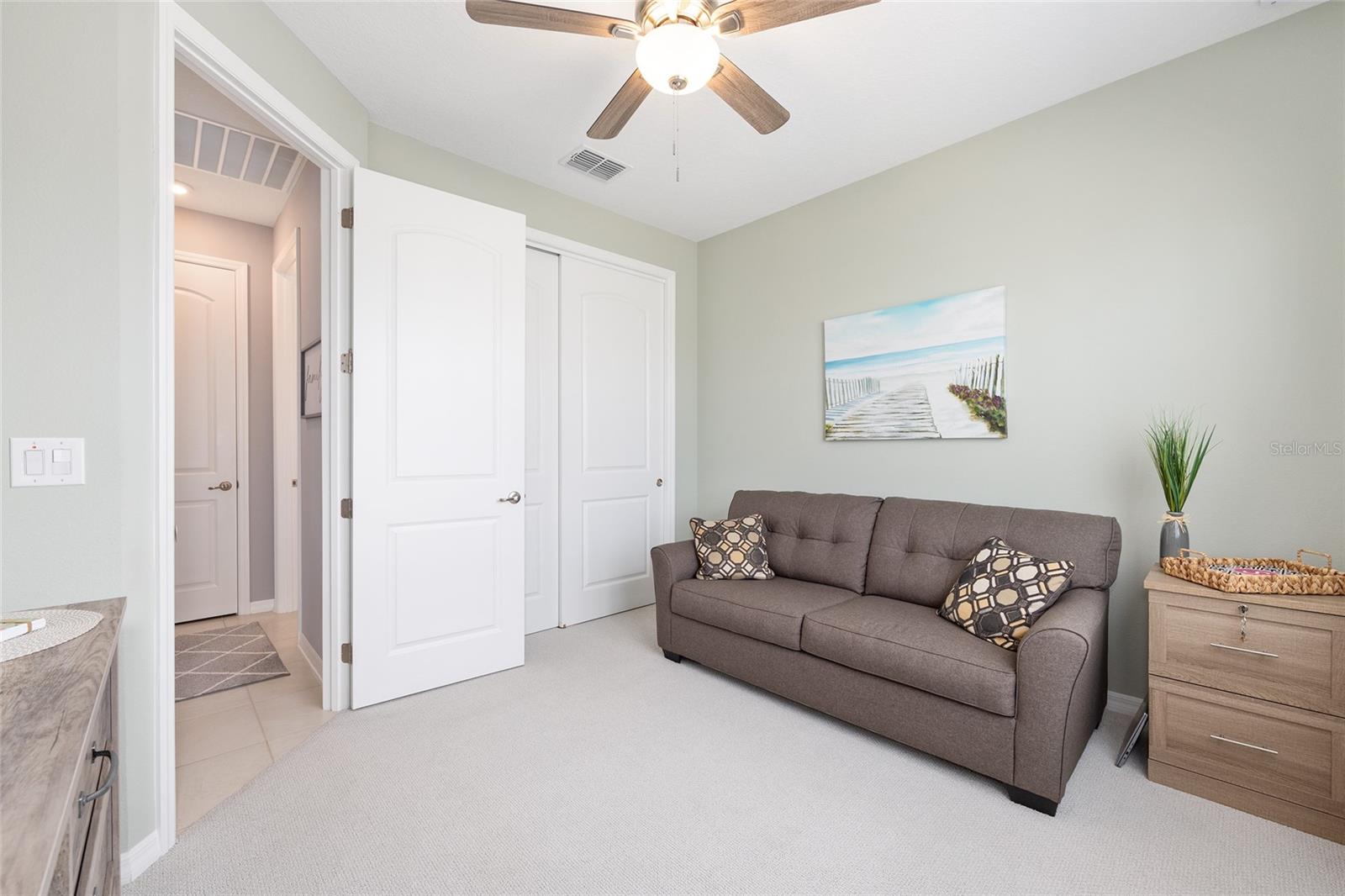 ON TOP OF THE WORLD - Residential