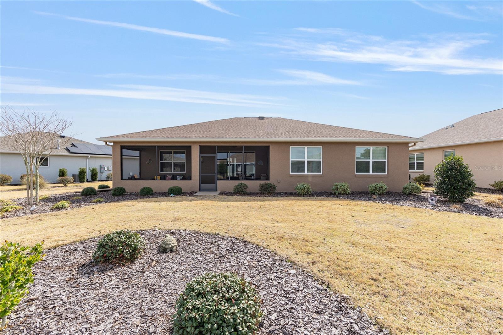 ON TOP OF THE WORLD - Residential