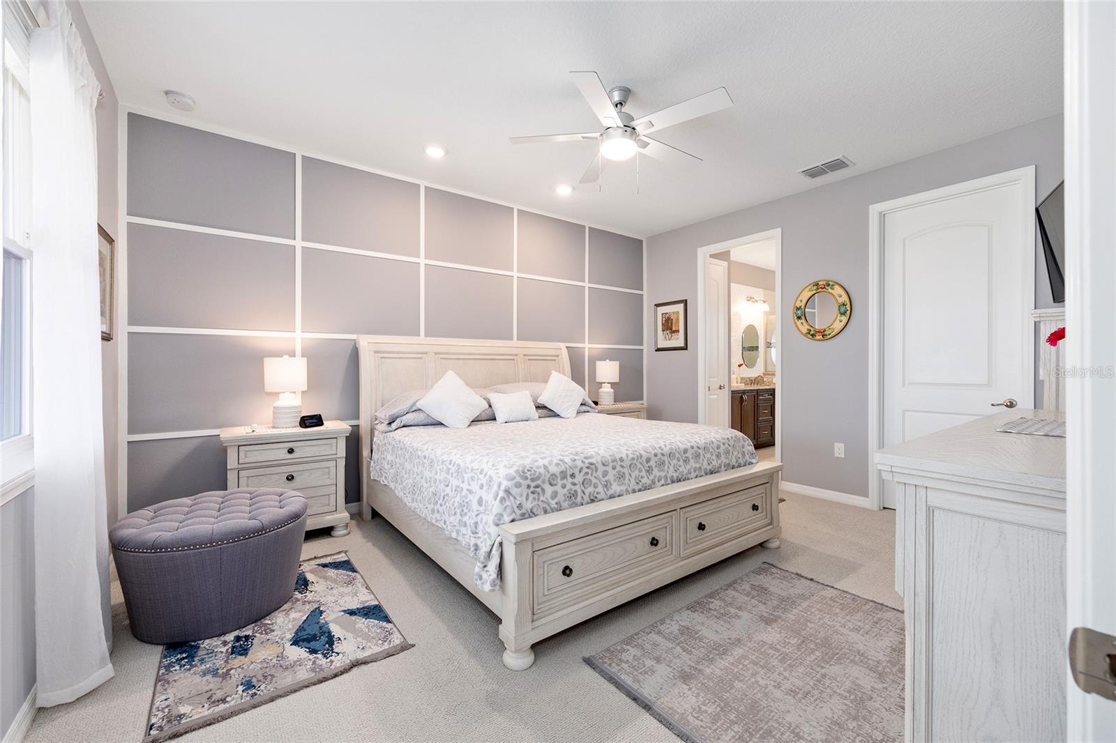 ON TOP OF THE WORLD - Residential