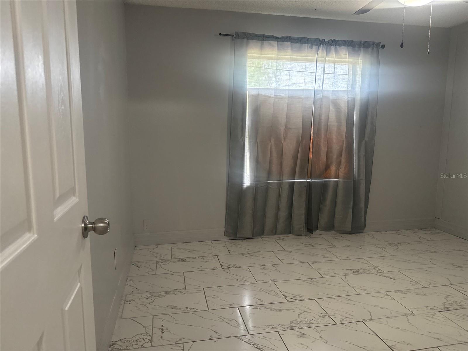 AVONDALE - Residential