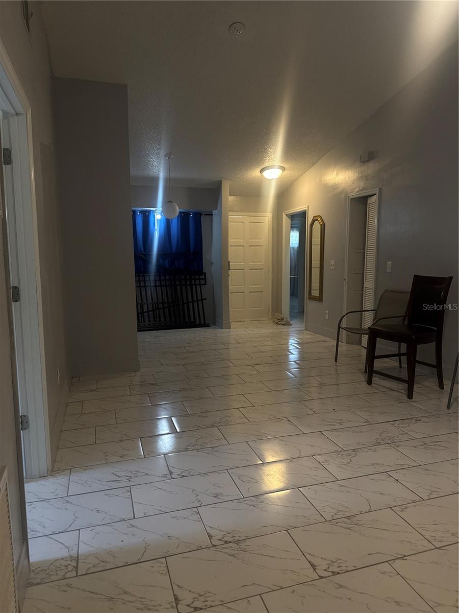 AVONDALE - Residential