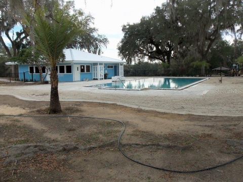 A home in DUNNELLON