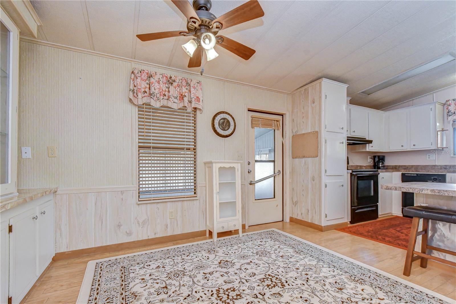COLONY HILLS COMMUNITY - Residential