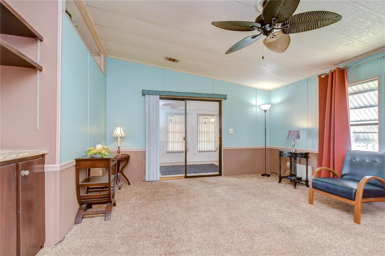 COLONY HILLS COMMUNITY - Residential