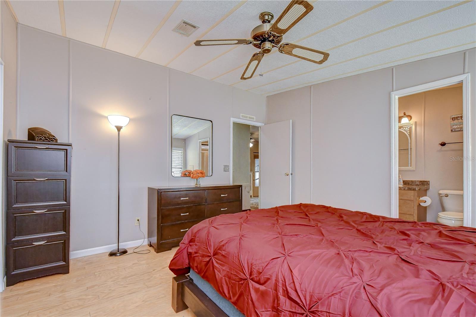 COLONY HILLS COMMUNITY - Residential