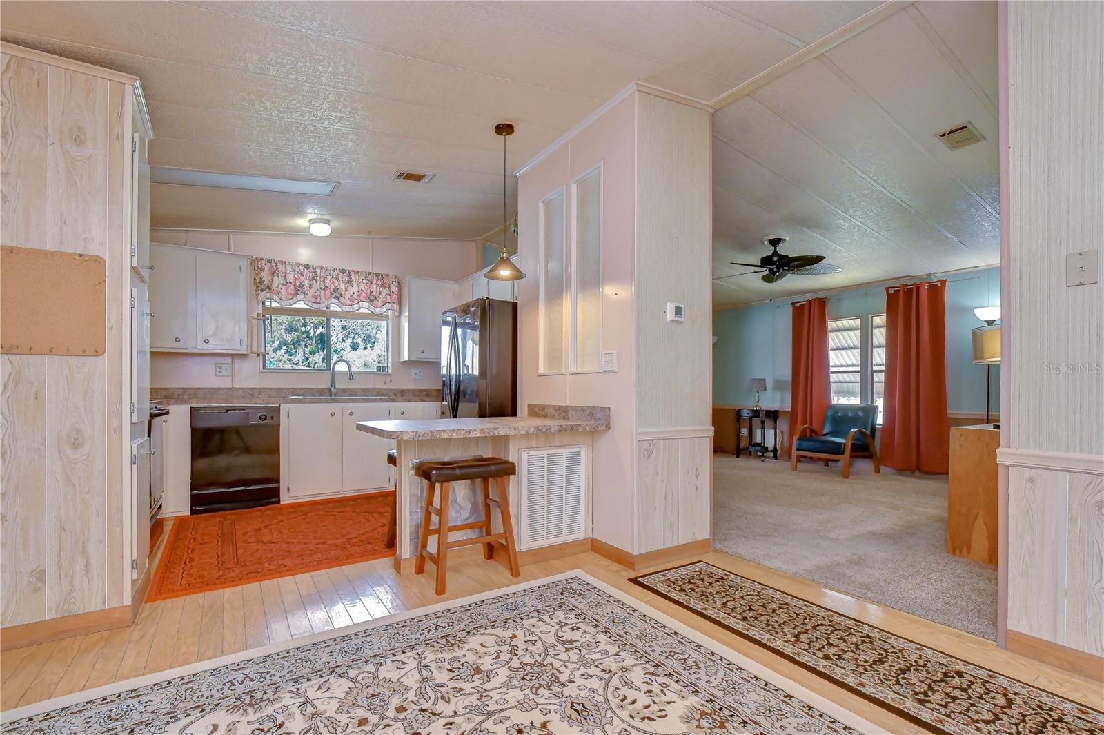 COLONY HILLS COMMUNITY - Residential