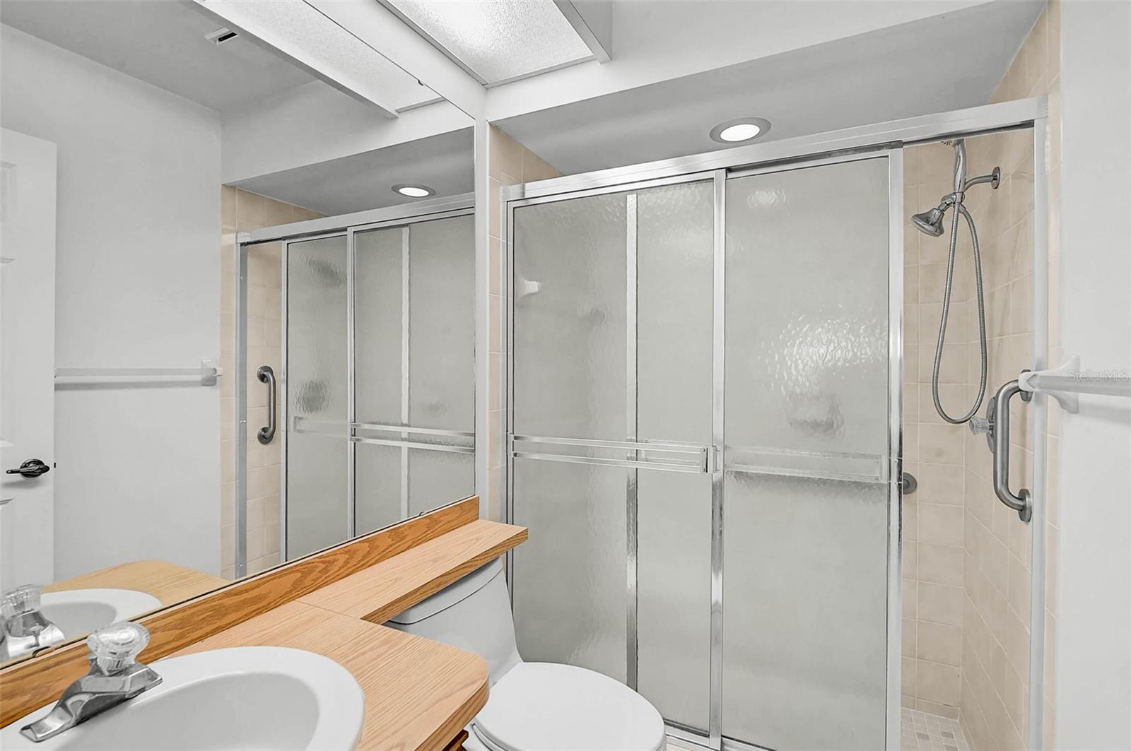 AVISTA OF PALM-AIRE - Residential