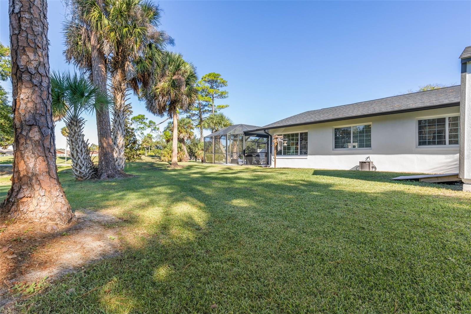 LAKE FOREST & LAKE FOREST NORTH - Residential