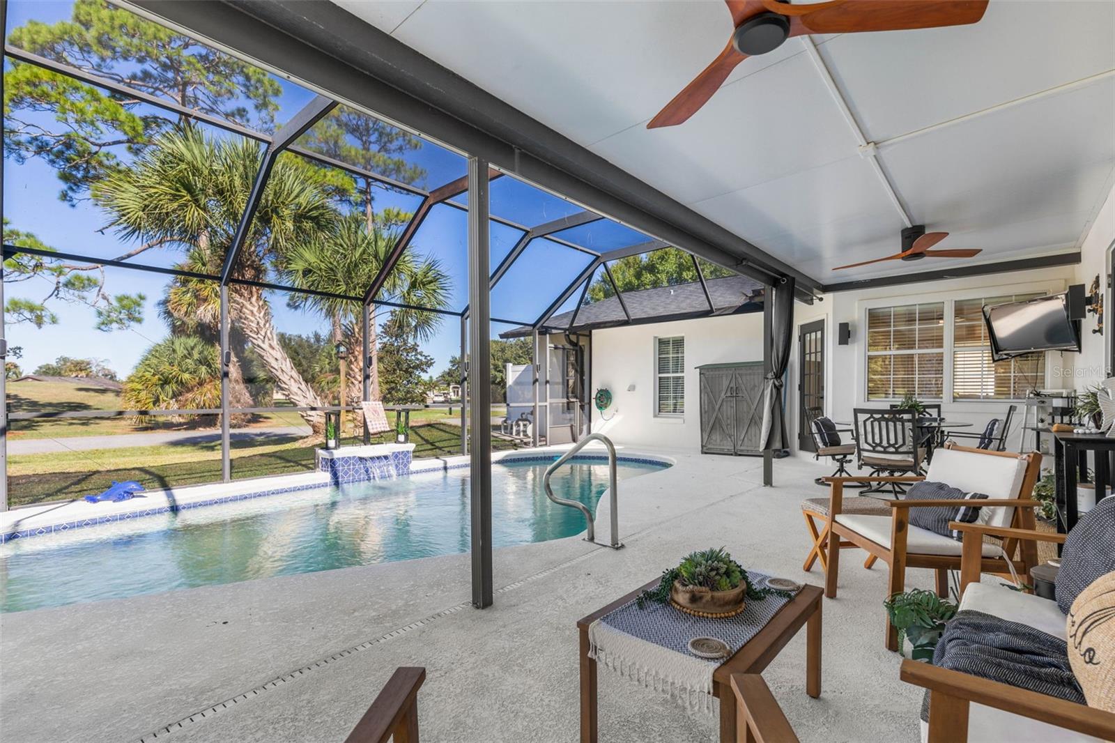 LAKE FOREST & LAKE FOREST NORTH - Residential