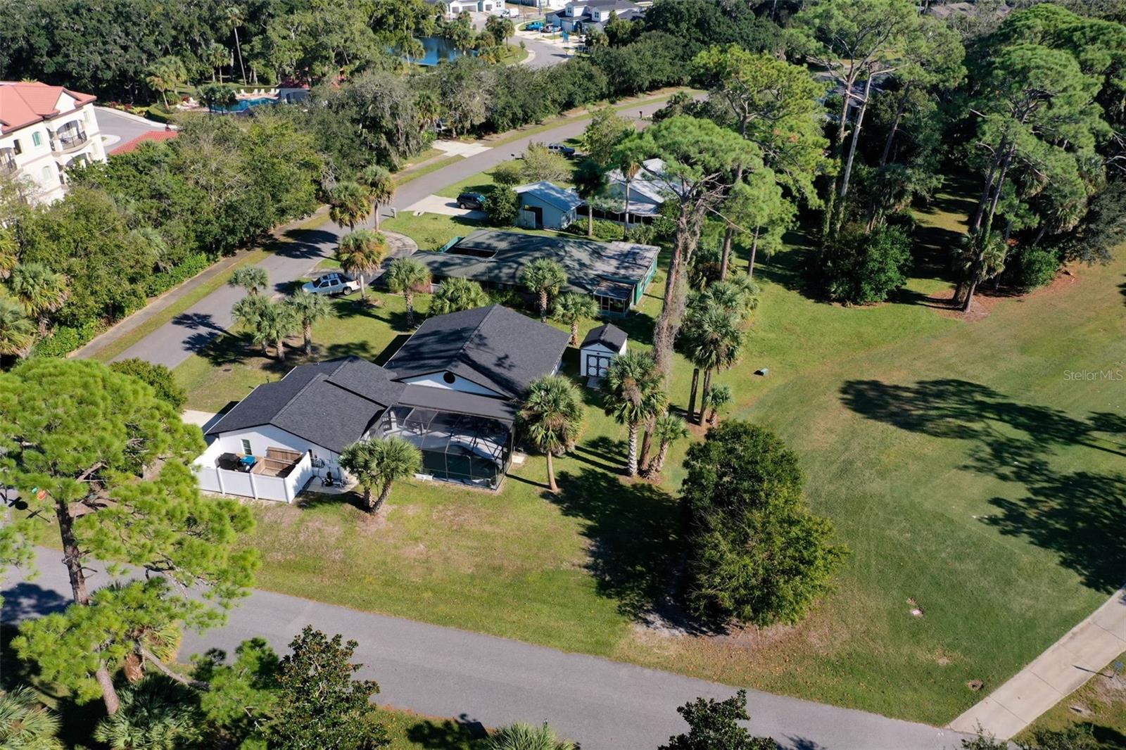 LAKE FOREST & LAKE FOREST NORTH - Residential